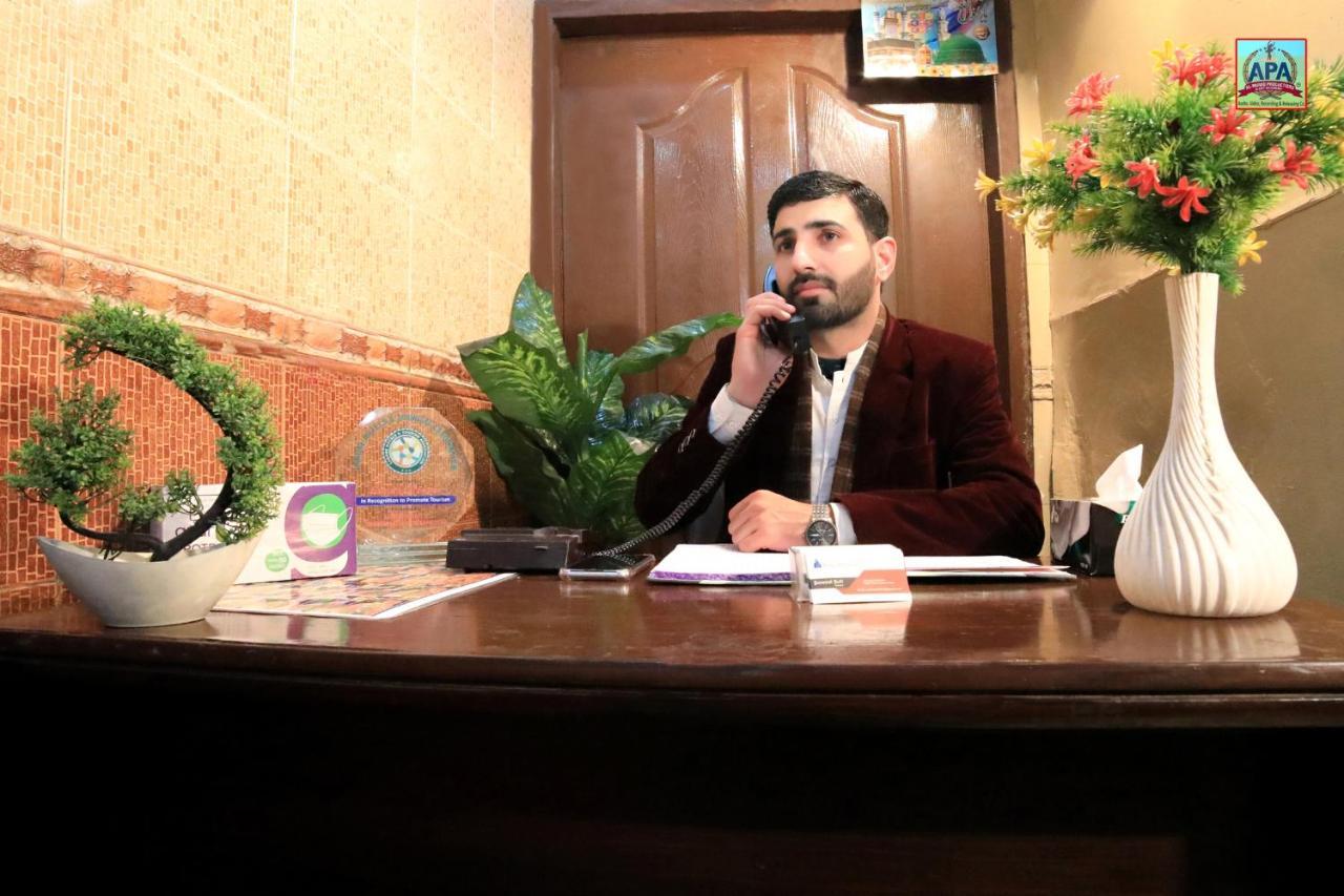 Royal Inn Guest House Lahore Esterno foto