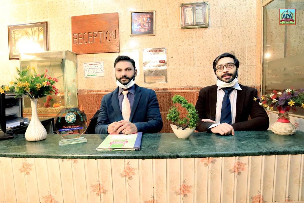 Royal Inn Guest House Lahore Esterno foto